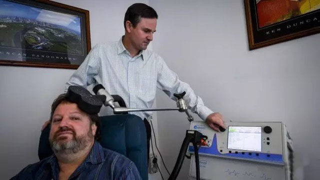 研究人员发现治疗抑郁症新方法：经颅磁刺激技术